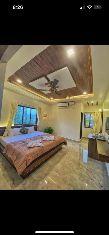 The Beach Hive Resort Kashid エクステリア 写真
